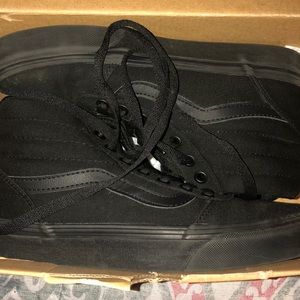 Black/black Vans size 6.5